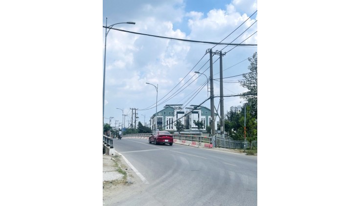 Ngộp Bán Nhà Đường 10m Tỉnh Lộ 43 Bình Chiểu Thủ Đức 260m2_10*26 Chỉ Nhỉnh 40tr.m2 Siêu Hời